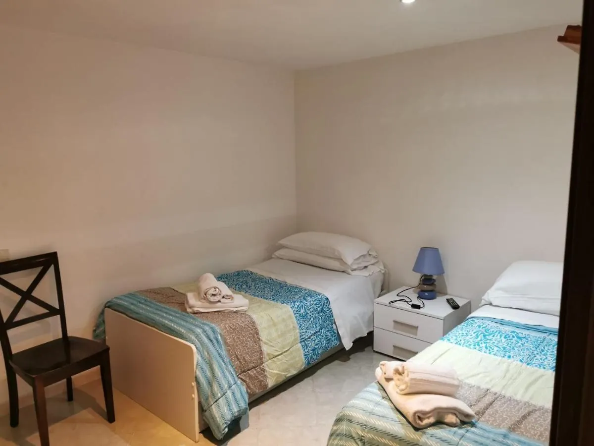 Bed & Breakfast Relais Maria Luisa Locazione Turistica Di Simona Capaccio Bed and Breakfast Fiumicino