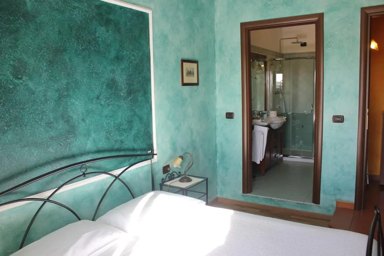 Bed and Breakfast Relais Maria Luisa Locazione Turistica Di Simona Capaccio Fiumicino 2*,