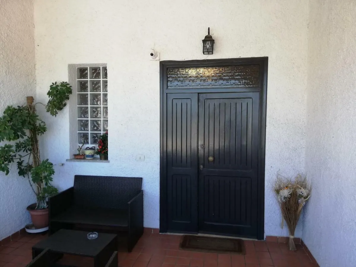 Bed and Breakfast Relais Maria Luisa Locazione Turistica Di Simona Capaccio Fiumicino 2*,