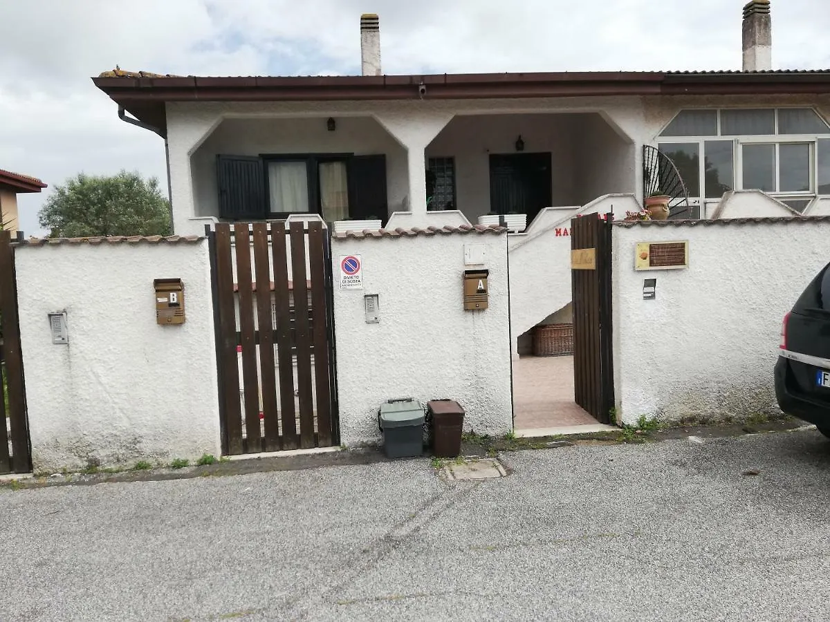 ** Bed & Breakfast Relais Maria Luisa Locazione Turistica Di Simona Capaccio Bed and Breakfast Fiumicino Italien